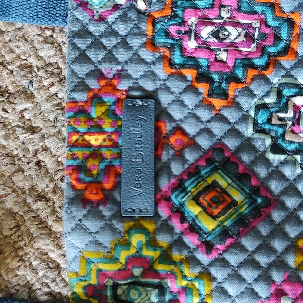 Vera Bradley Hadley E/W tote